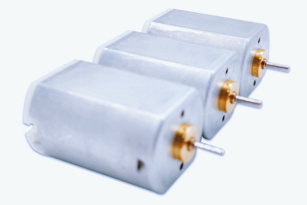 微型永磁直流電機(jī)的結(jié)構(gòu)原理與技術(shù)應(yīng)用